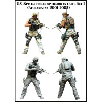 EM-35085 - U.S.Special forces operator in fight.  Set-2.  ( Afghanistan 2001 - 2003  )